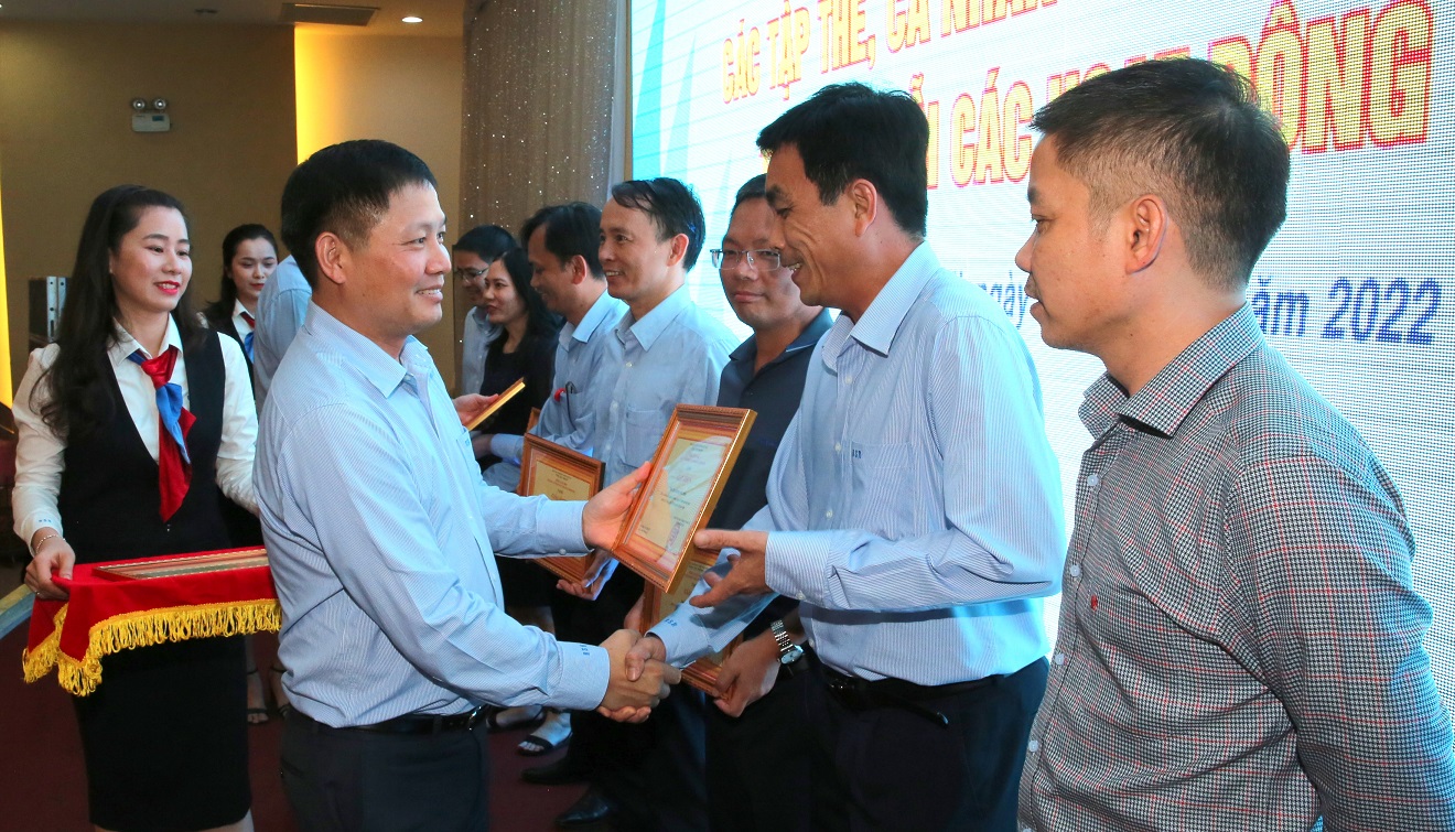 Tôn vinh các tập thể, cá nhân BSR có thành tích xuất sắc - ảnh 5