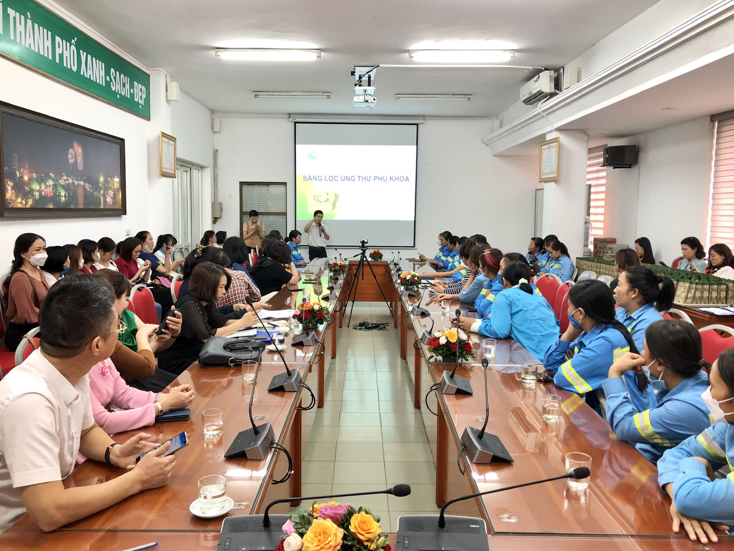 Truyền thông sức khỏe sinh sản cho nữ công nhân môi trường - ảnh 2