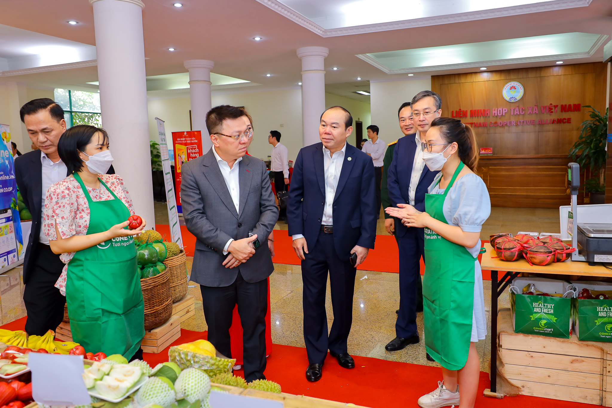 Đẩy mạnh tuyên truyền về phát triển kinh tế tập thể, hợp tác xã trong giai đoạn mới - ảnh 2