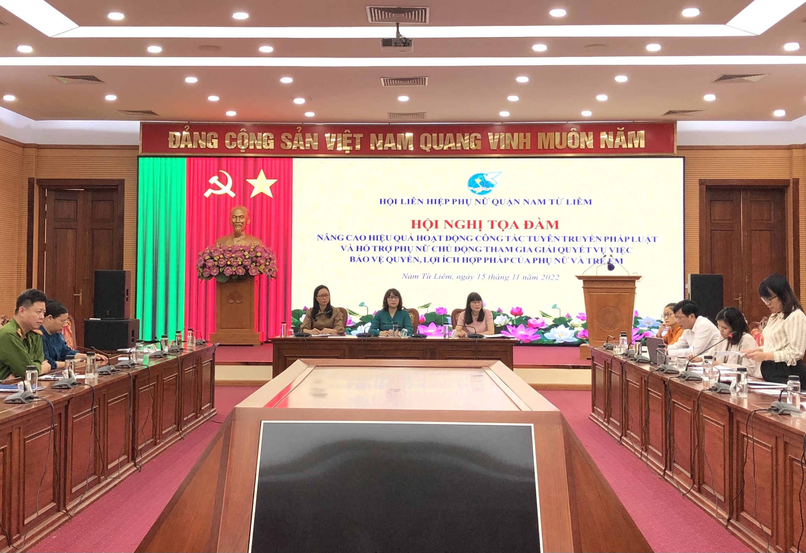 Nâng cao vai trò pháp luật của phụ nữ - ảnh 2