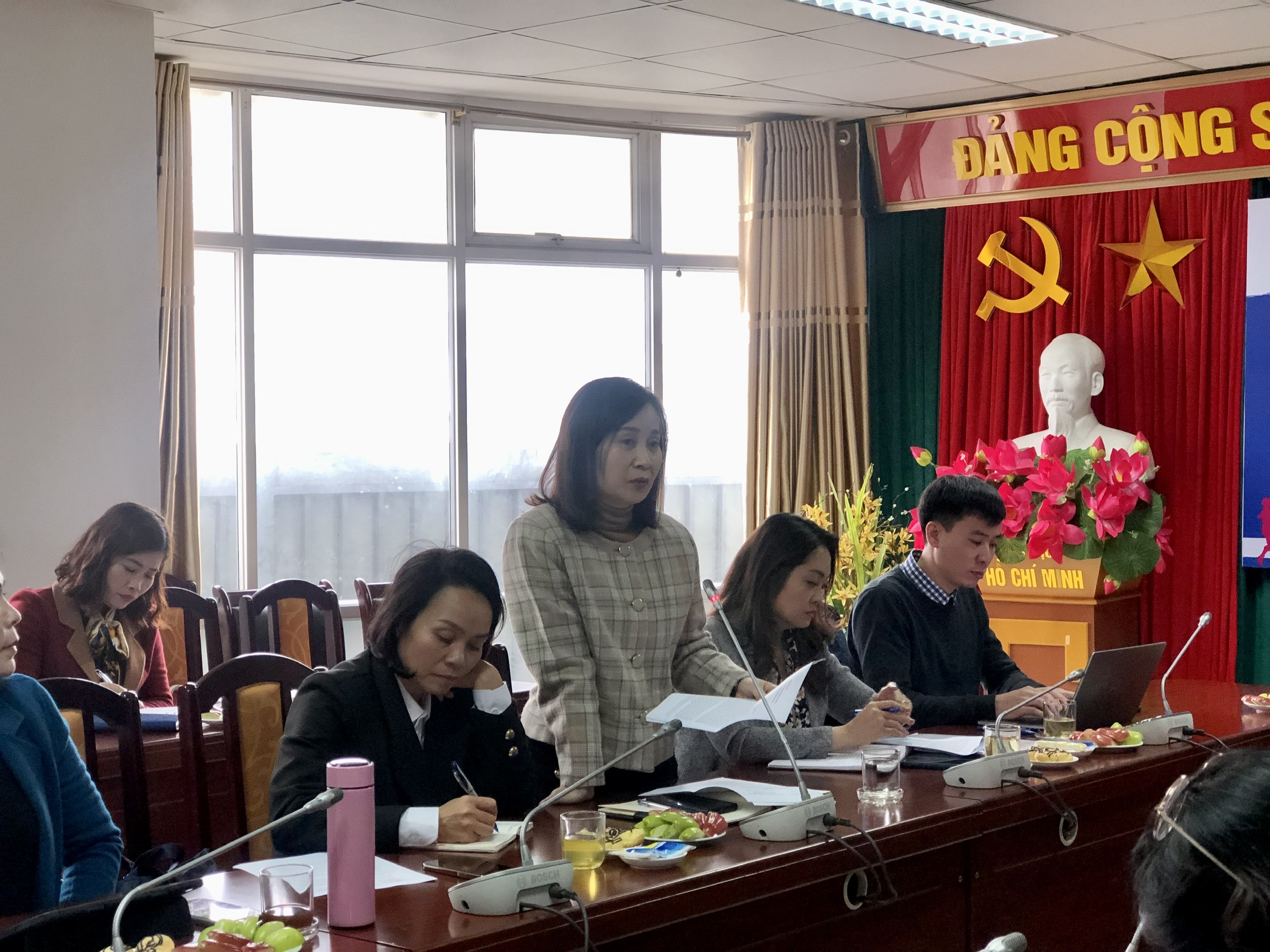 Chia sẻ kinh nghiệm giải quyết vụ việc xâm hại, bạo lực với phụ nữ và trẻ em - ảnh 2