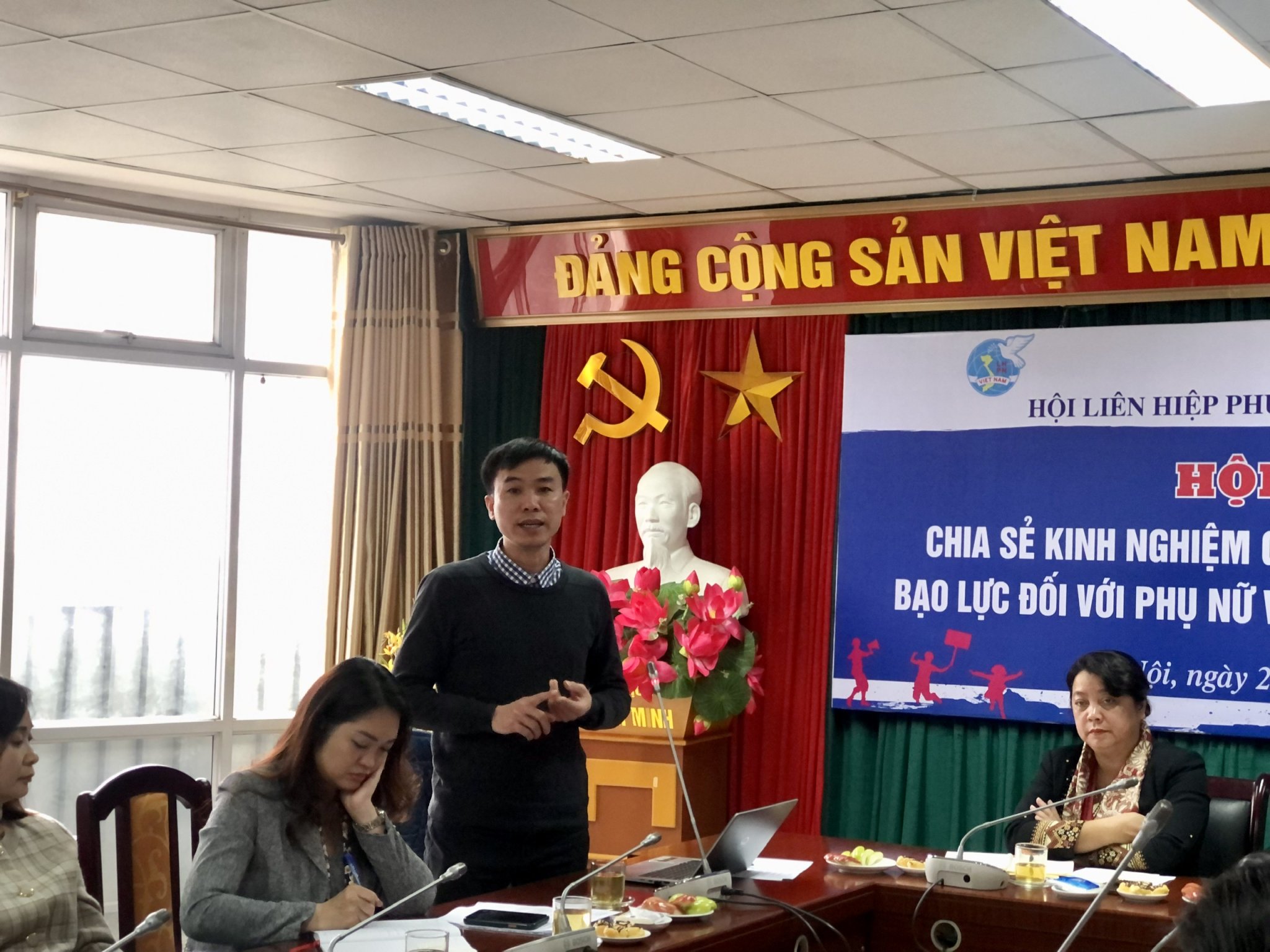 Chia sẻ kinh nghiệm giải quyết vụ việc xâm hại, bạo lực với phụ nữ và trẻ em - ảnh 4