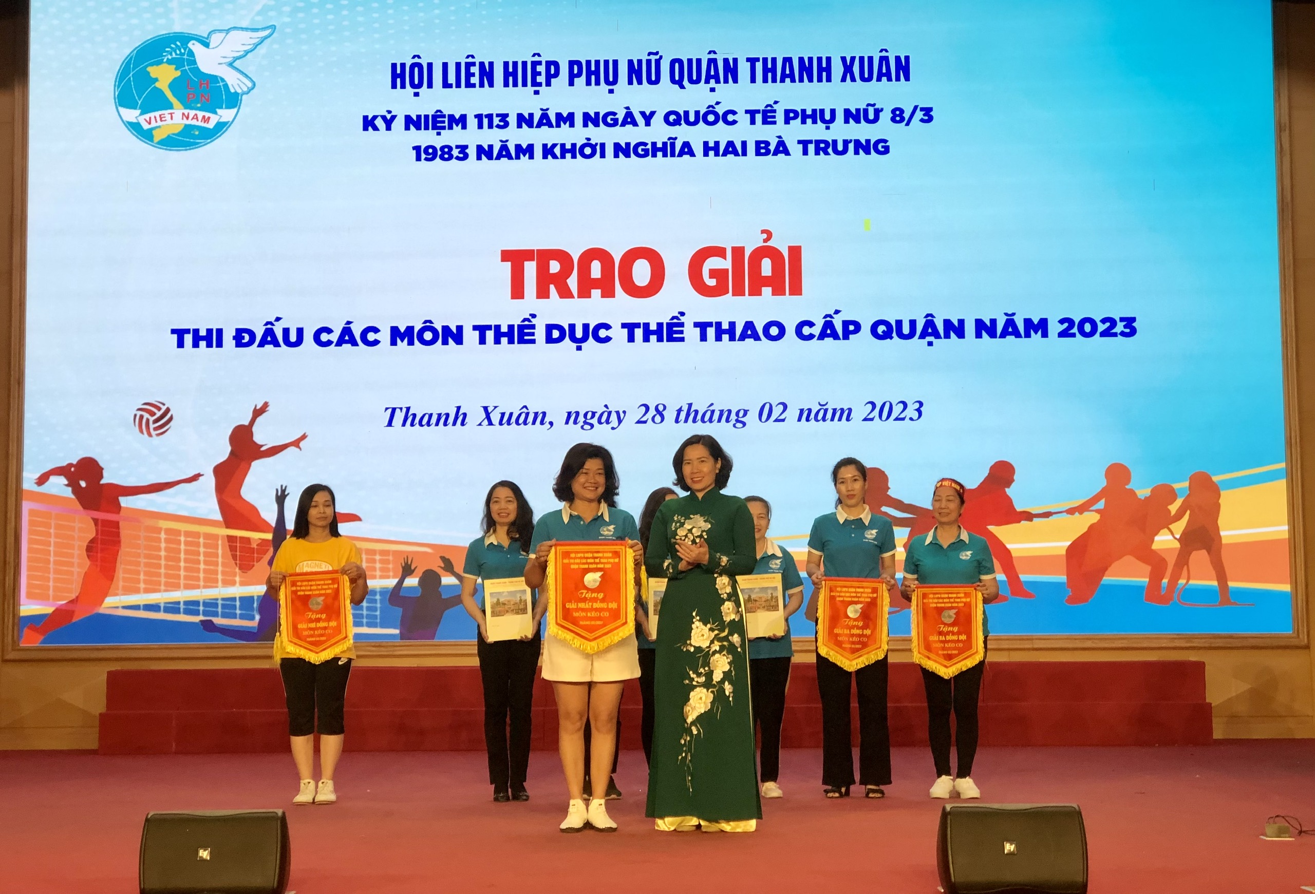 Hội LHPN quận Thanh Xuân: Sôi nổi kỷ niệm 13 năm ngày Quốc tế Phụ nữ 8/3 - ảnh 4