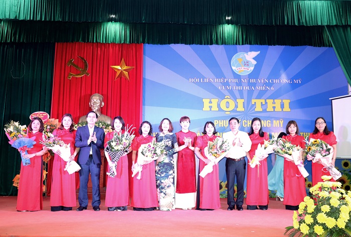 Phụ nữ Chương Mỹ chung sức xây dựng nông thôn mới, đô thị văn minh - ảnh 1