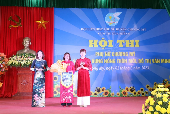 Phụ nữ Chương Mỹ chung sức xây dựng nông thôn mới, đô thị văn minh - ảnh 6