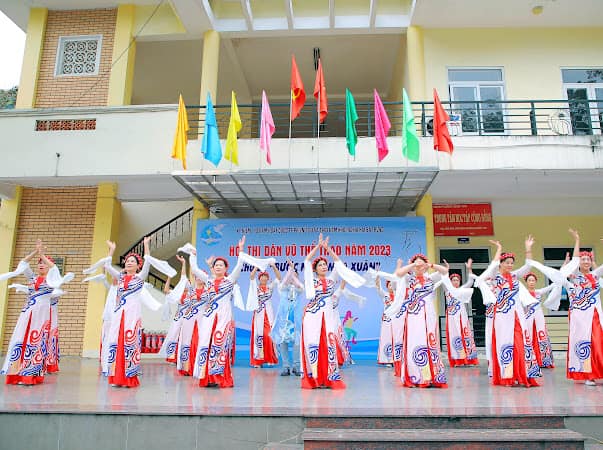 Hội LHPN quận Cầu Giấy: Rộn ràng với Hội thi Dân vũ