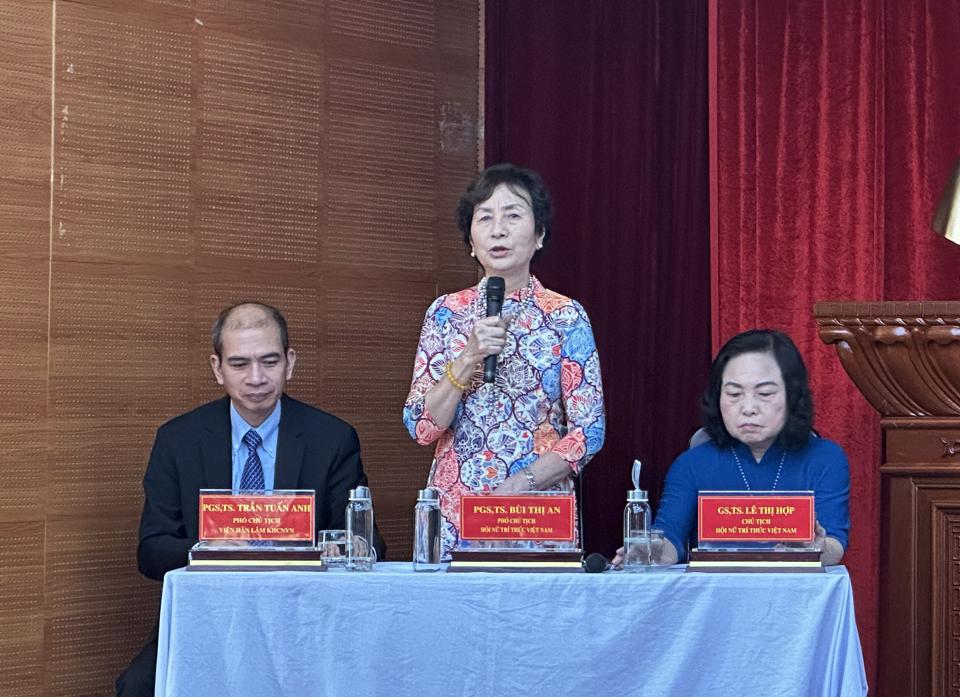 Gỡ rào cản của nhà khoa học nữ trong nghiên cứu khoa học - ảnh 2