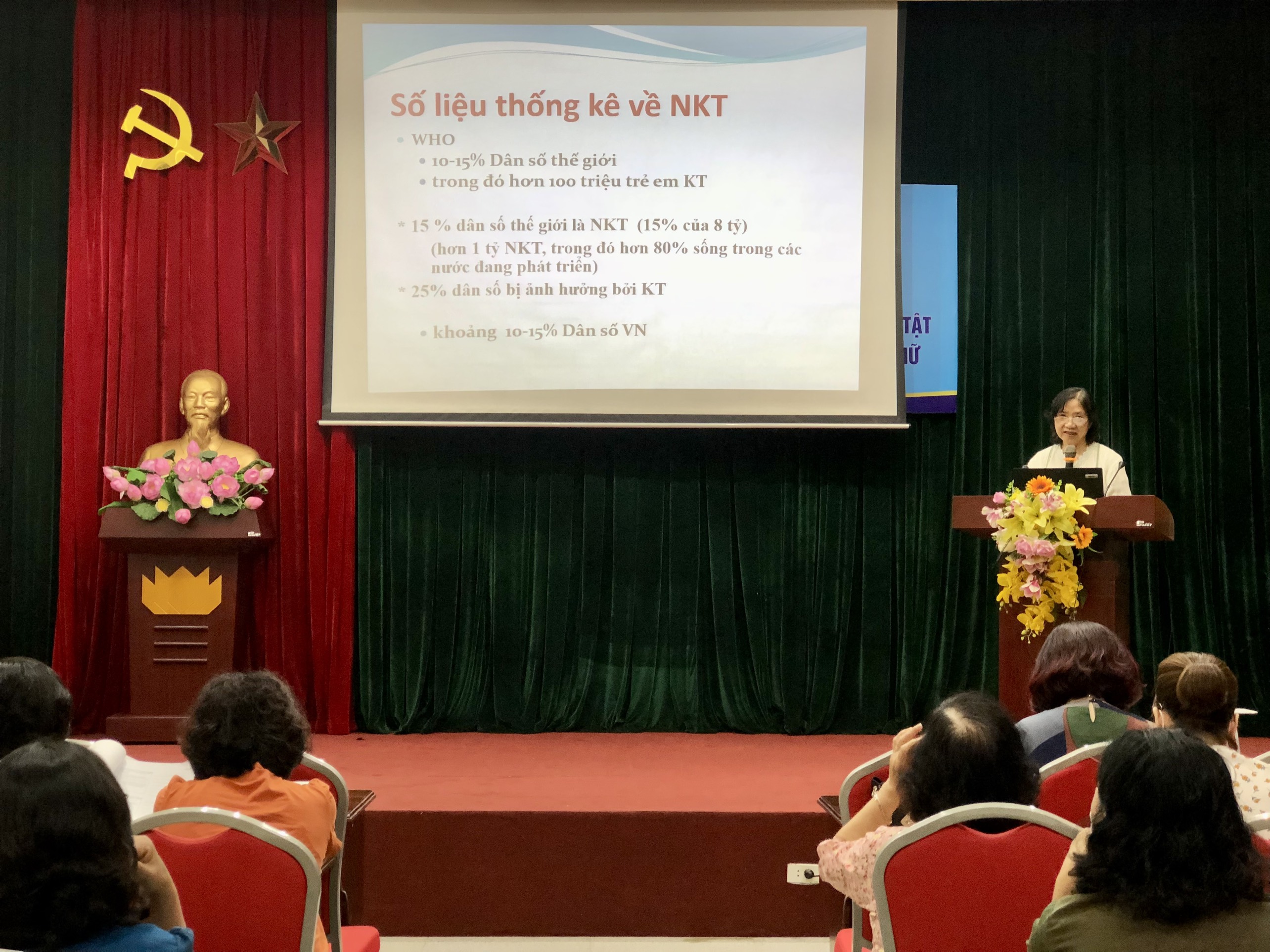 Cán bộ Hội tập huấn về an sinh xã hội cho phụ nữ khuyết tật - ảnh 1