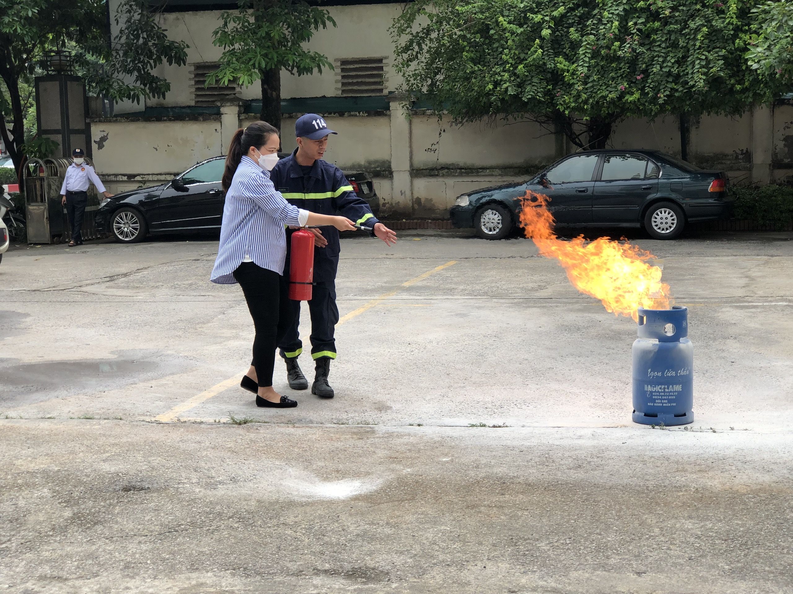 Tập huấn phòng cháy, chữa cháy cho phụ nữ và trẻ em - ảnh 7