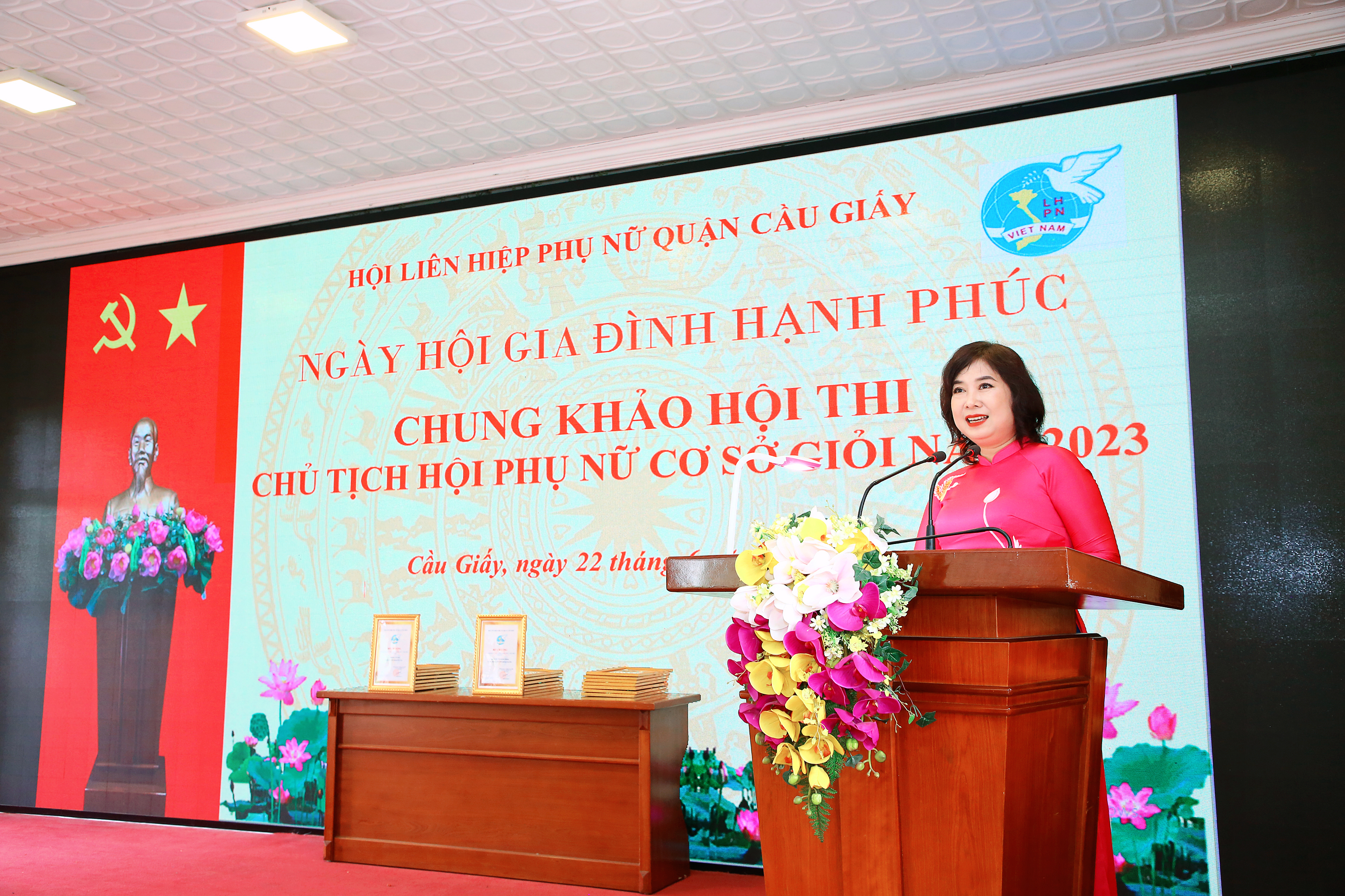Hội LHPN quận Cầu Giấy: Tôn vinh chủ tịch phụ nữ cơ sở, tổ chức ngày hội Gia đình hạnh phúc - ảnh 1