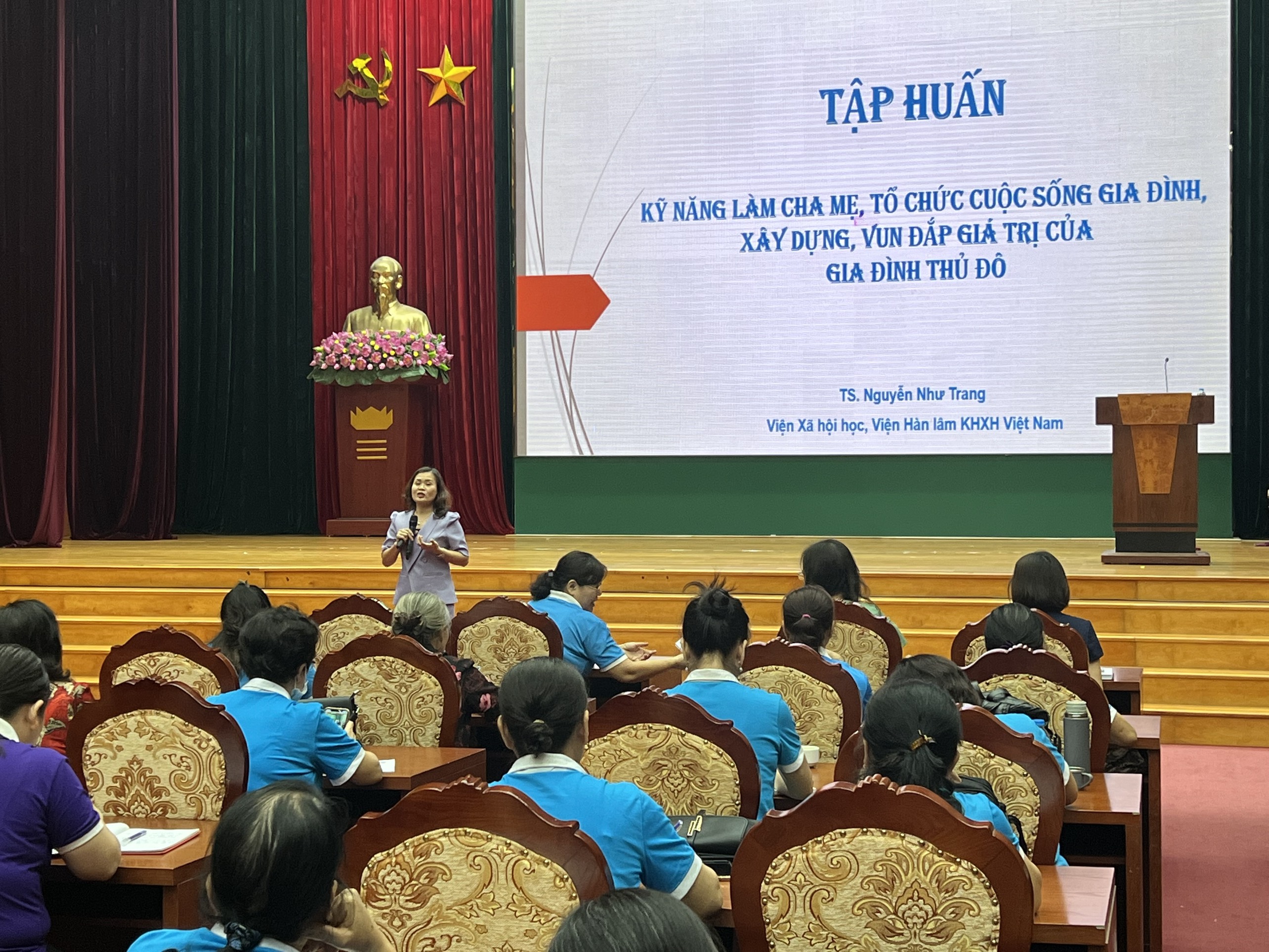 Tập huấn nghiệp vụ về biển đảo và vai trò của phụ nữ trong xây dựng thành phố hòa bình - ảnh 5