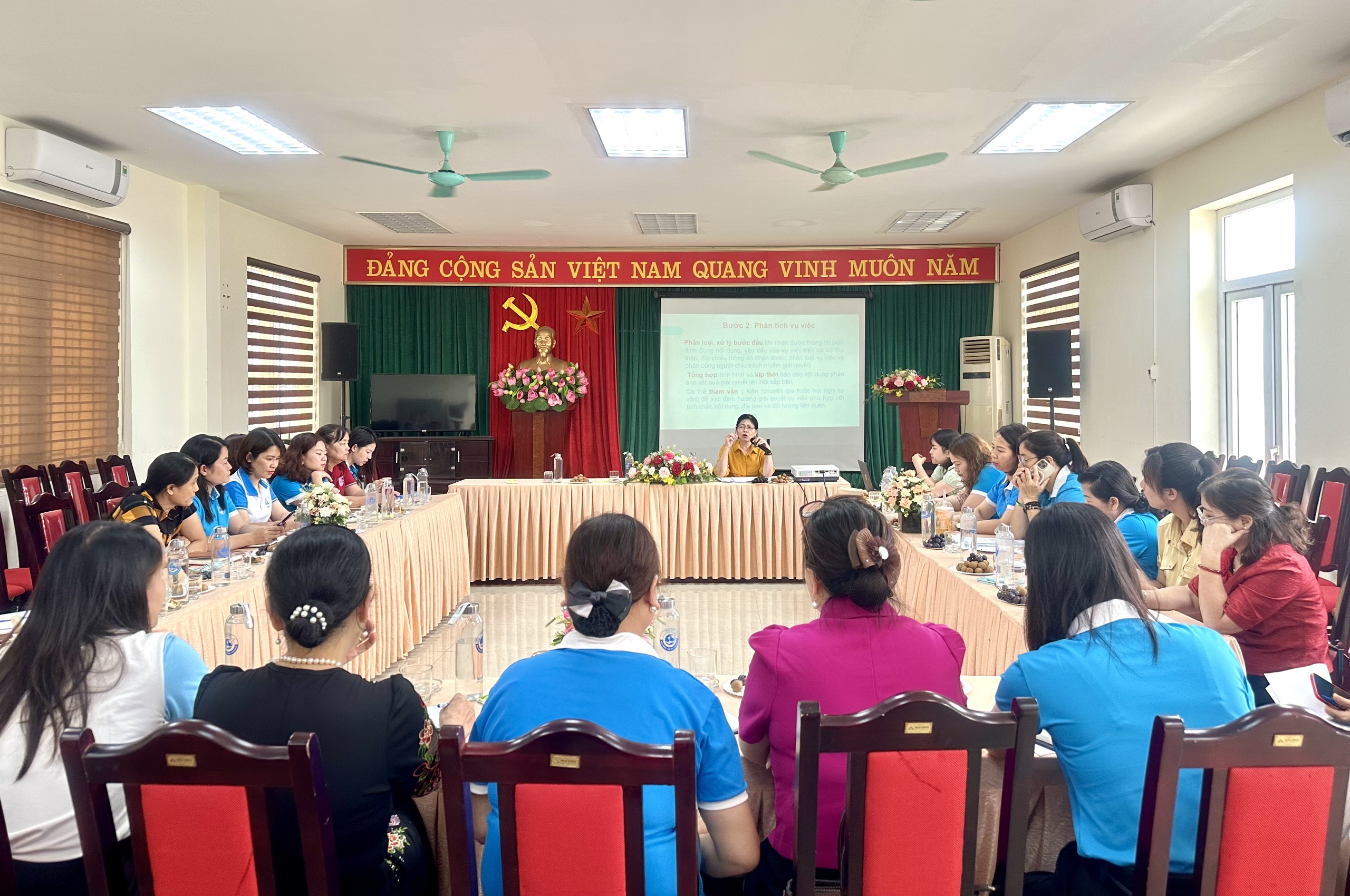Chung tay giải quyết vụ việc để bảo vệ phụ nữ và trẻ em - ảnh 3