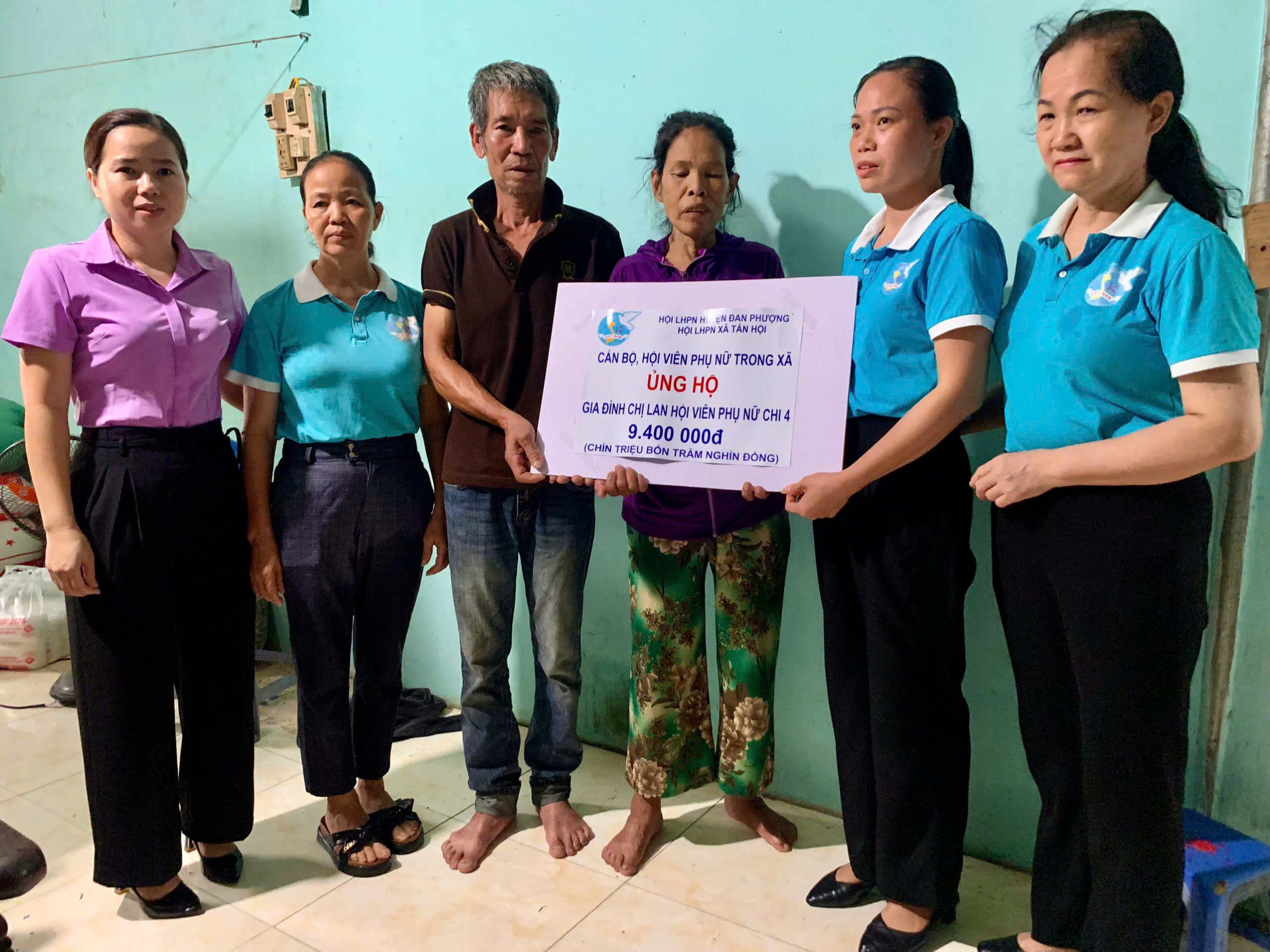 Phụ nữ Đan Phượng chung sức cùng nhân dân khắc phục thiệt hại bão số 3 - ảnh 2