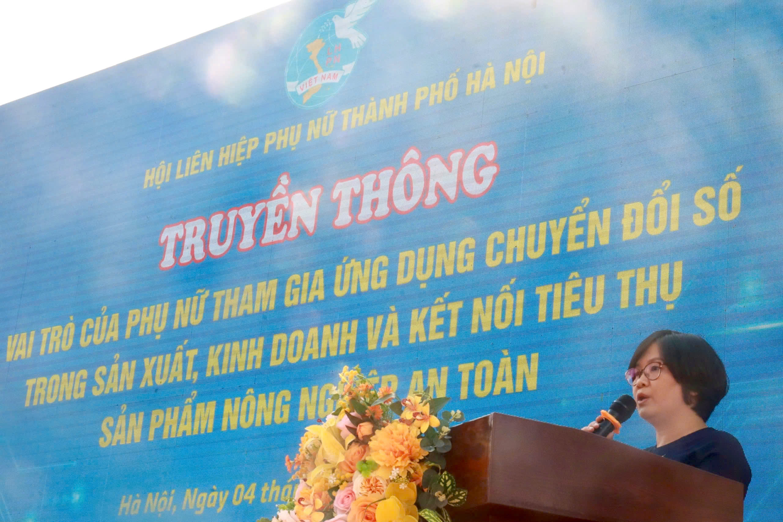 Nâng cao vai trò phụ nữ trong ứng dụng chuyển đổi số vào sản xuất nông nghiệp - ảnh 2