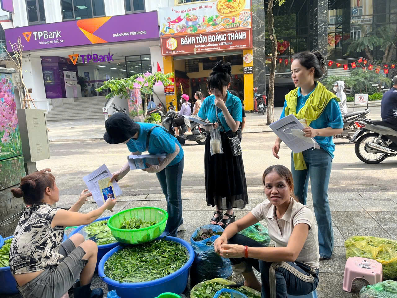 Ra quân hành động phát triển người tham gia bảo hiểm - ảnh 5
