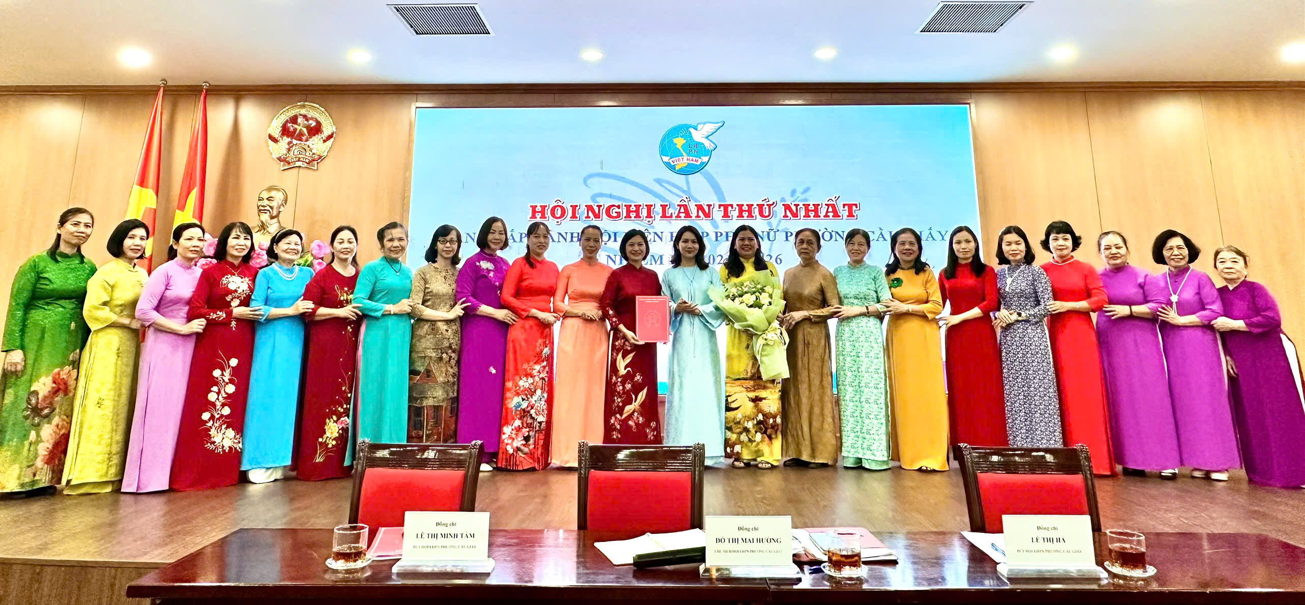Nỗ lực hơn nữa nâng cao vị thế của phụ nữ trong tình hình mới - ảnh 3