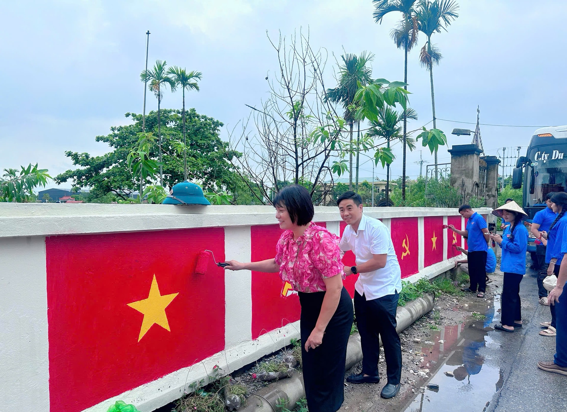 Đường cờ đỏ thắm của tuổi trẻ xã Hồng Vân - ảnh 4