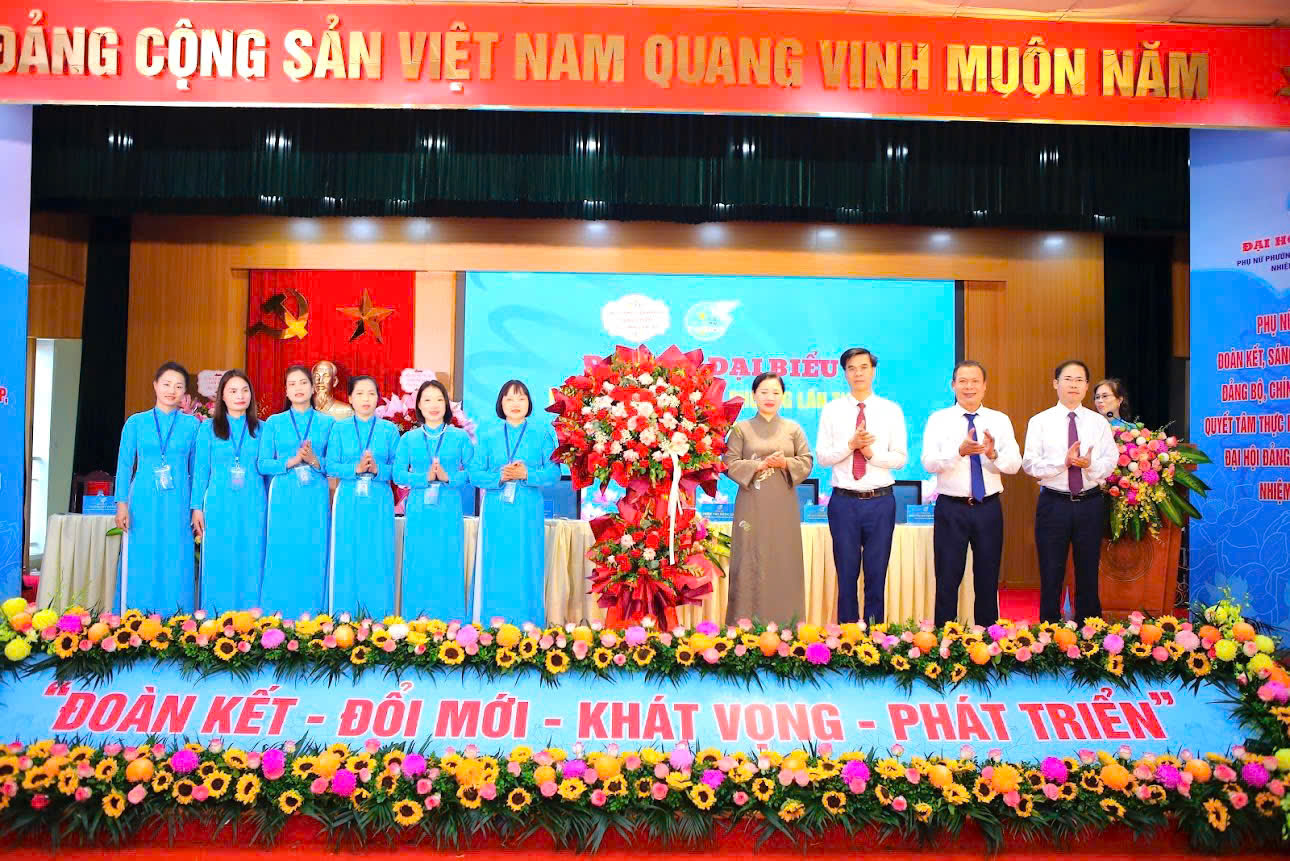 Phụ nữ phường Xuân Phương phát huy truyền thống lịch sử, văn hiến của quê hương - ảnh 2