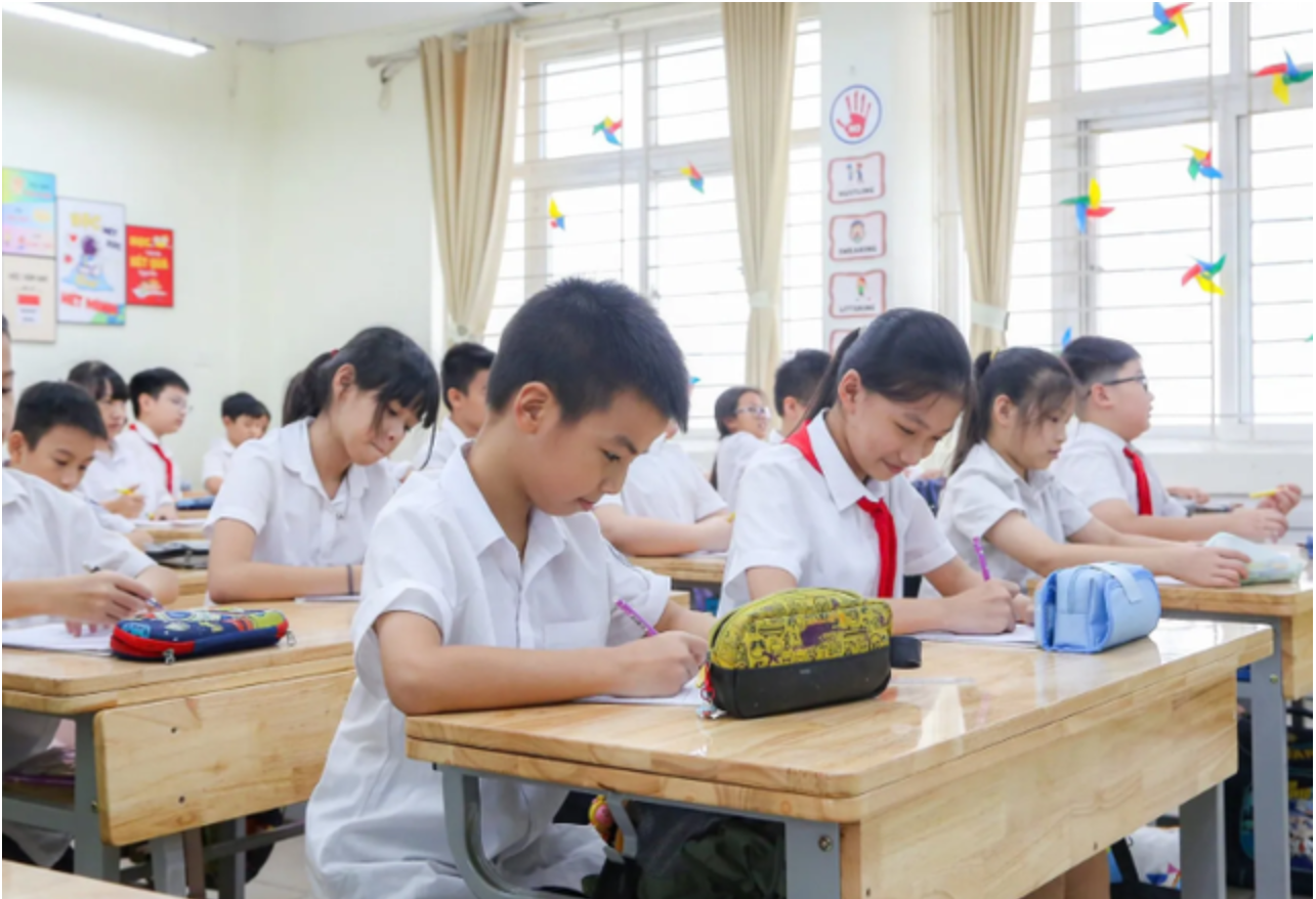Hà Nội cho học sinh nghỉ học thứ Hai - ảnh 1