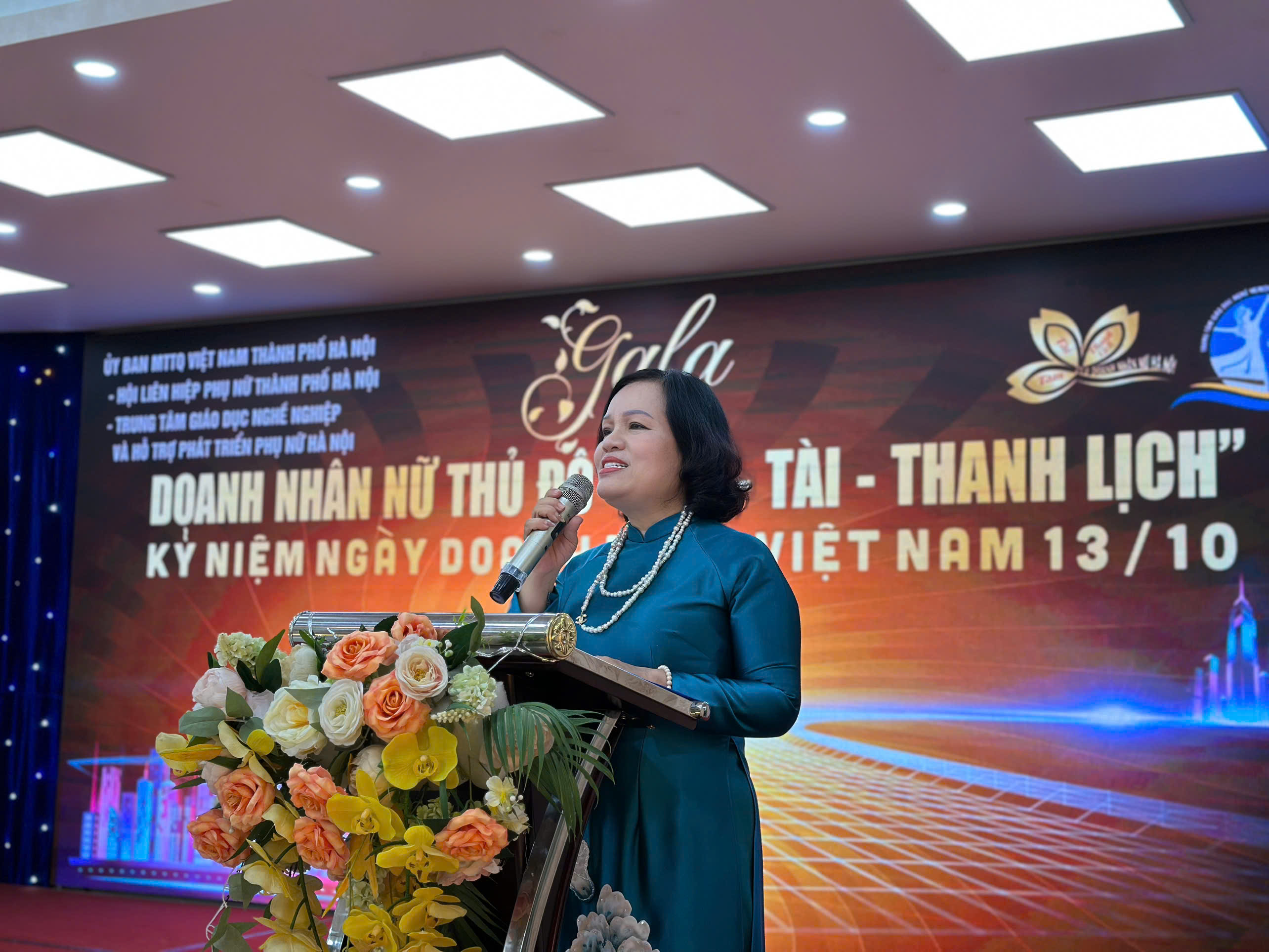 Xứng đáng chuẩn mực “Doanh nhân nữ Thủ đô Tâm – Tài – Thanh lịch” - ảnh 1