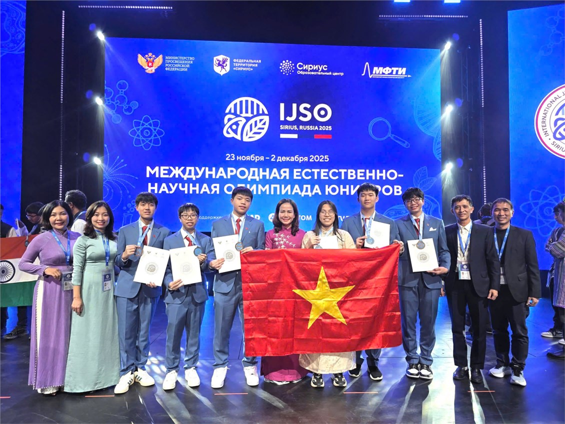 Học sinh Hà Nội đạt thành tích xuất sắc tại Kỳ thi Olympic Khoa học trẻ quốc tế IJSO năm 2025 - ảnh 1
