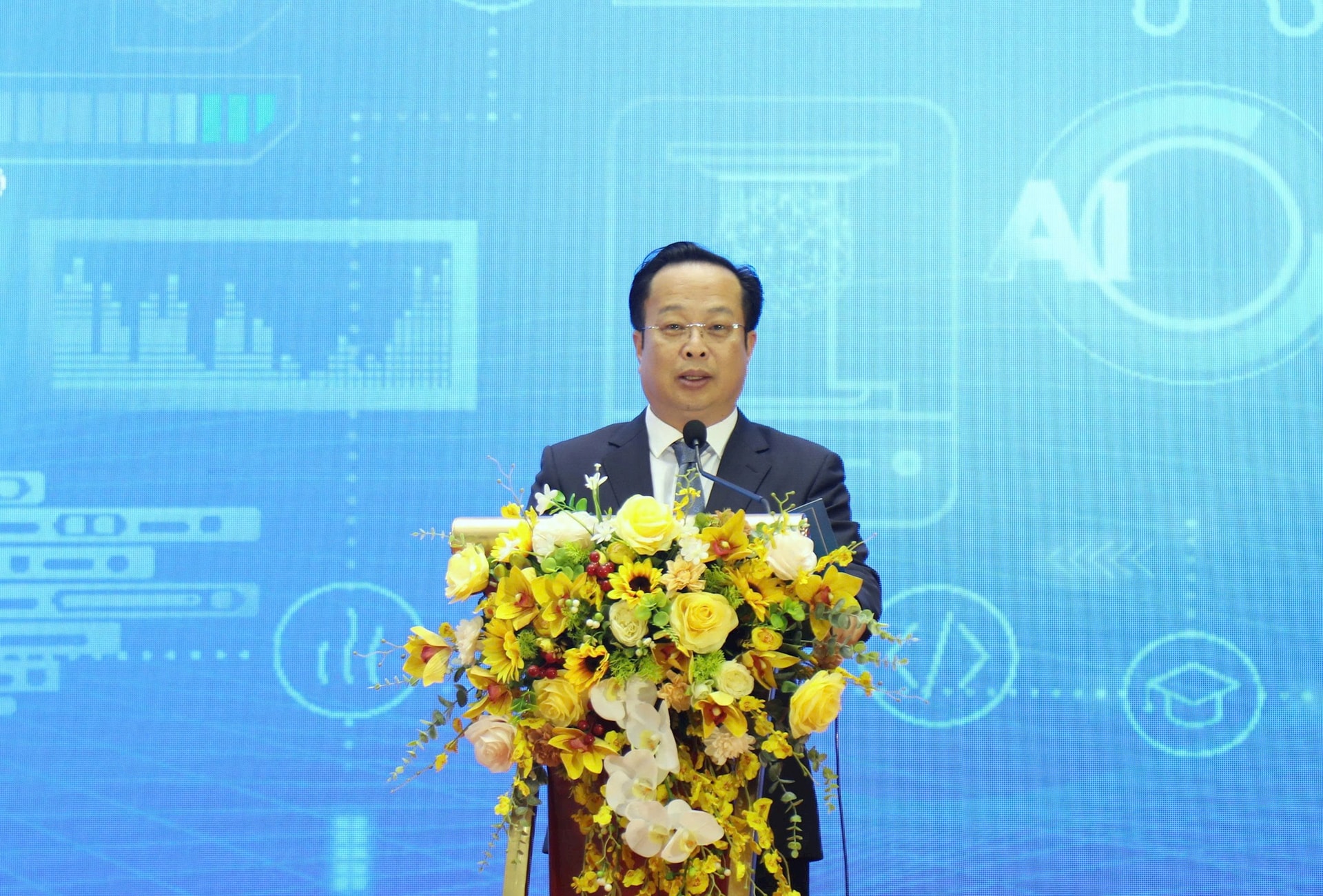 Hơn 500 học sinh tiểu học tranh tài tại Ngày hội tiếng Anh STEM Robotics  - ảnh 1