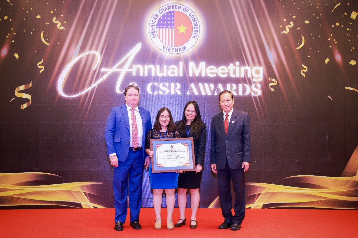 Vinh danh các doanh nghiệp tạo ra giá trị lâu dài về kinh tế và xã hội - ảnh 1