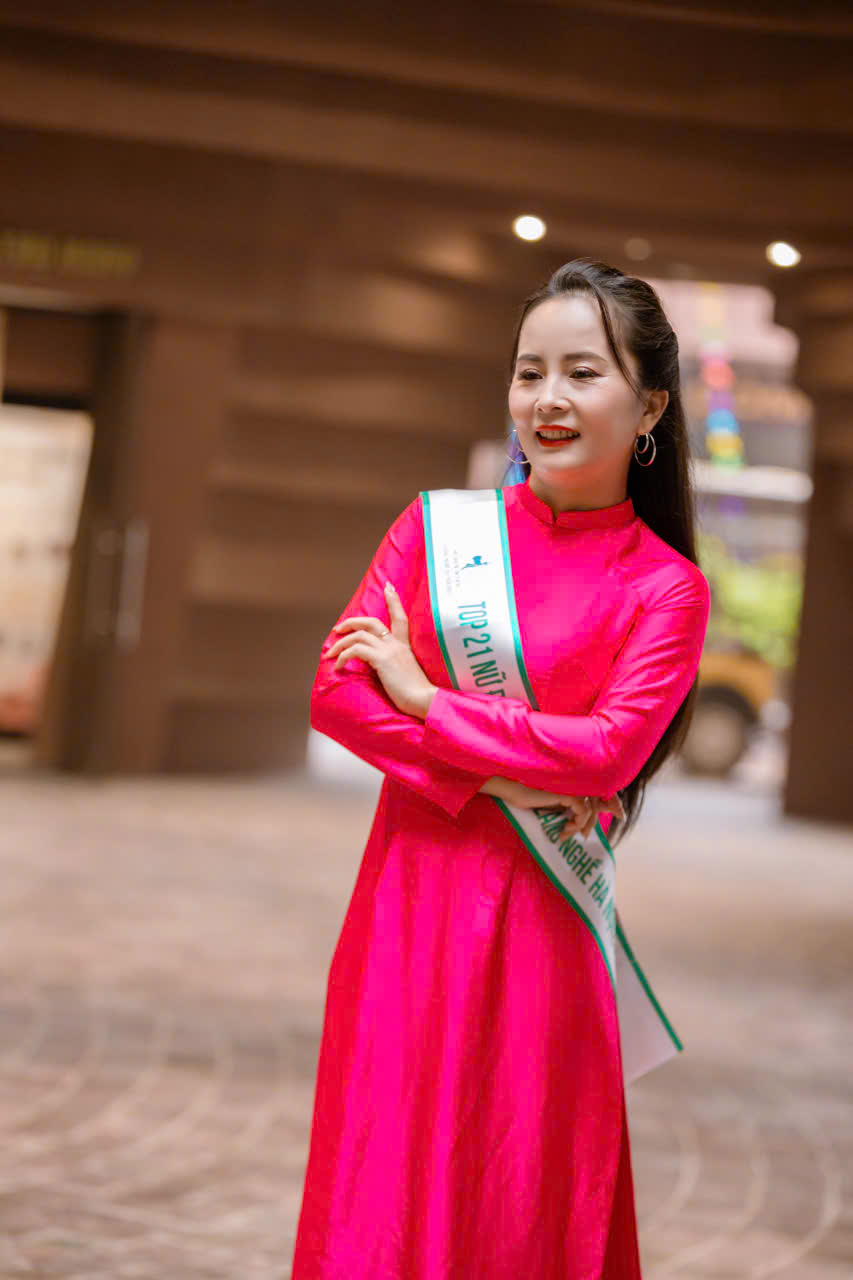 Lan tỏa vẻ đẹp áo dài Trạch Xá như một cách tri ân nguồn cội - ảnh 1