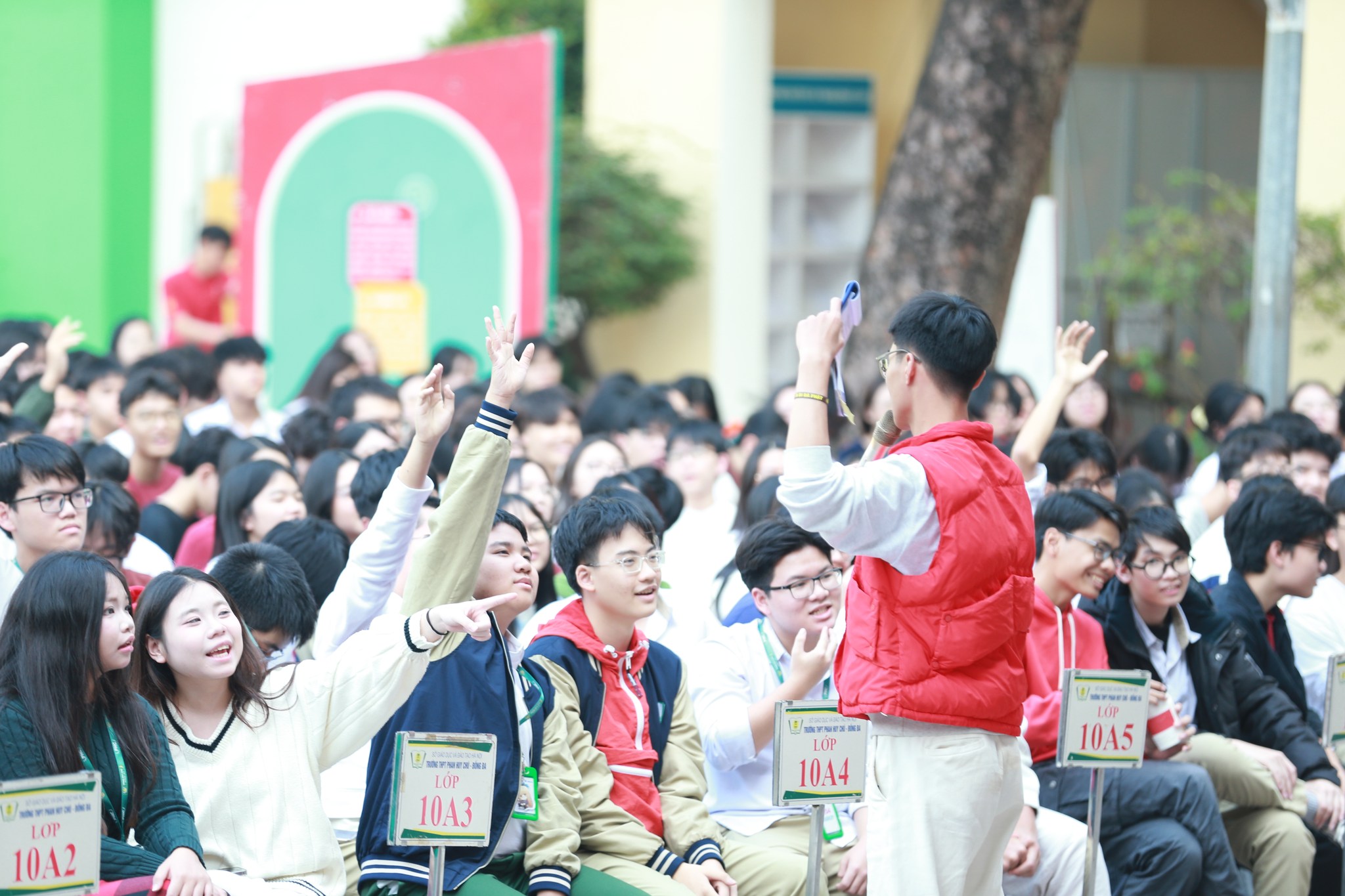 Hướng nghiệp sớm: Cần thực chất - ảnh 1