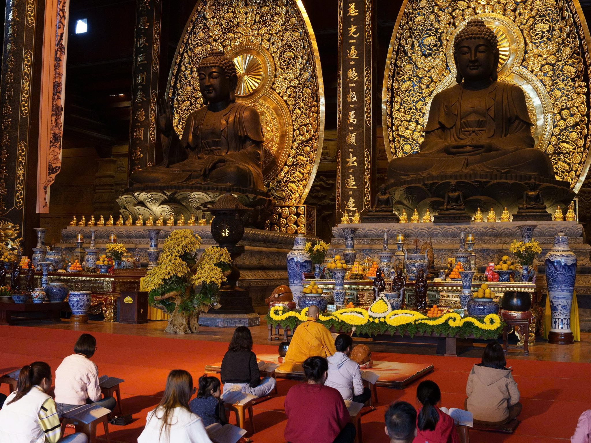 Lễ chùa đầu xuân: Nét đẹp văn hóa tâm linh bền vững của người Việt - ảnh 2