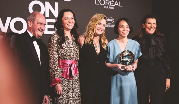 Nữ đạo diễn gốc Việt truyền cảm hứng tại Cannes 2022 - ảnh 1