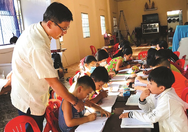 Thầy giáo chủ nhiệm - ảnh 2