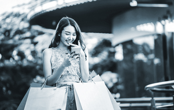 Khổ vì vợ nghiện săn sale - ảnh 1