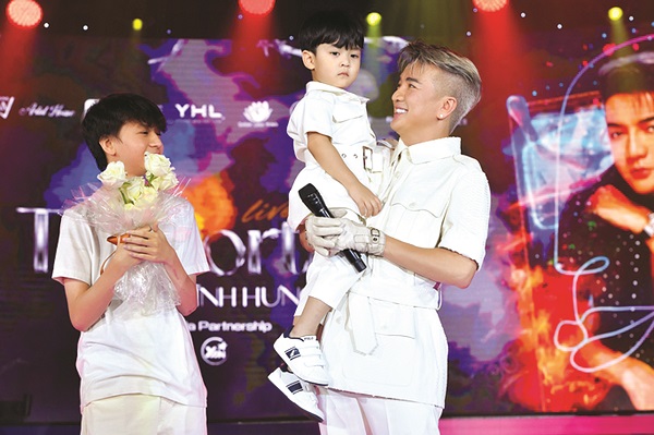 Đàm Vĩnh Hưng: “Có con, tôi thay đổi bất ngờ” - ảnh 2