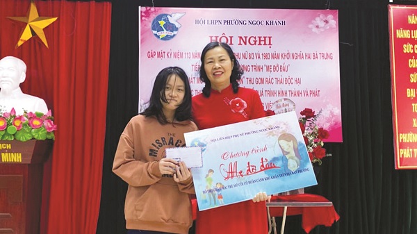 Các cấp Hội Phụ nữ tiếp tục kết nối “Mẹ đỡ đầu” với trẻ mồ côi - ảnh 2