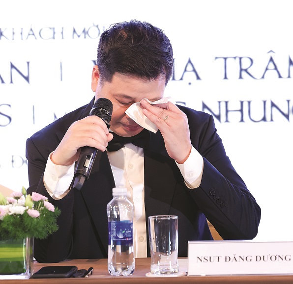 NSƯT Đăng Dương: “Vợ luôn giữ khoảng cách với người khác giới” - ảnh 3