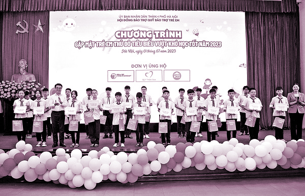 Chung tay để trẻ em không bị bỏ lại phía sau - ảnh 1