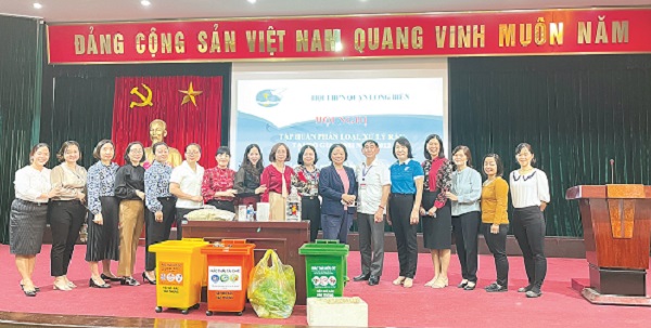 Hội Phụ nữ Hà Nội tích cực xây dựng nếp sống văn minh - ảnh 2