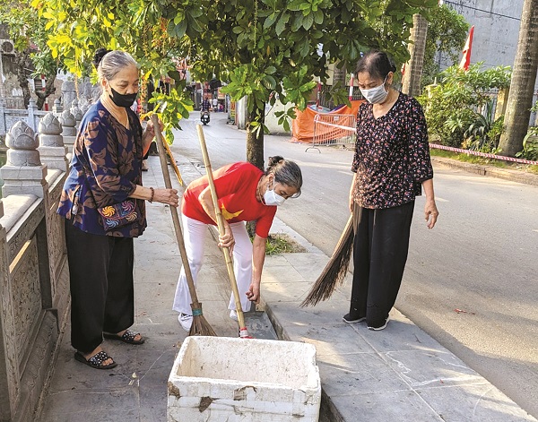 Phụ nữ Thủ đô chung tay chống dịch sốt xuất huyết - ảnh 1