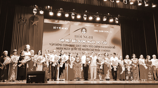 Đẩy lùi tâm lý “yêu thích con trai” từ những người cao tuổi - ảnh 2