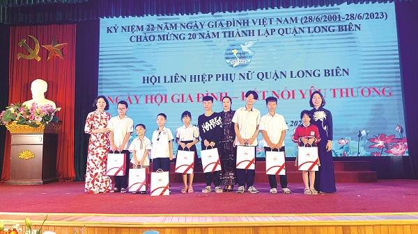 Lan tỏa nhiều công trình, phần việc ý nghĩa của phụ nữ - ảnh 1