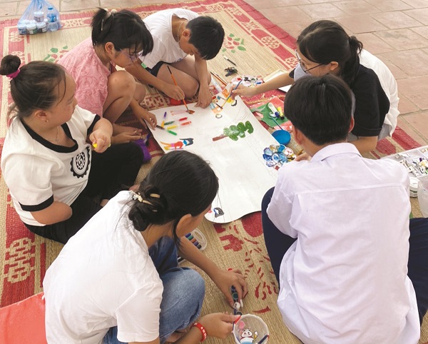 Độc đáo “Làng họa sĩ” - ảnh 2