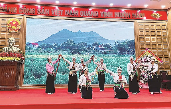 Đồng hành, chăm lo đời sống hội viên, phụ nữ dân tộc - ảnh 1