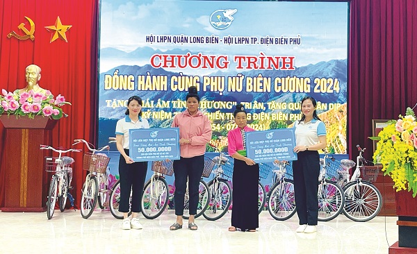 Phụ nữ cả nước hướng về Điện Biên - ảnh 2