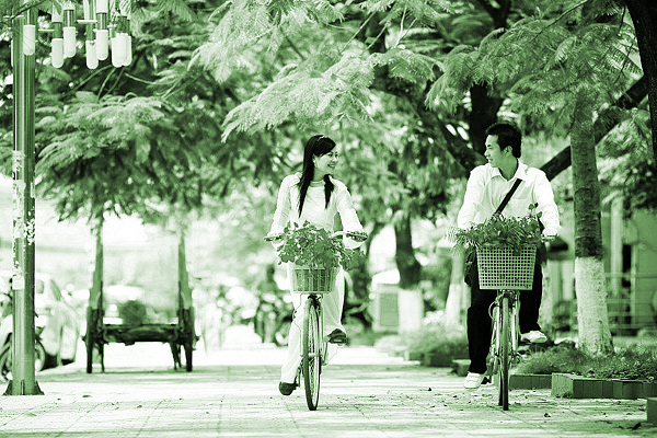 Bắt đền tháng Năm - ảnh 1