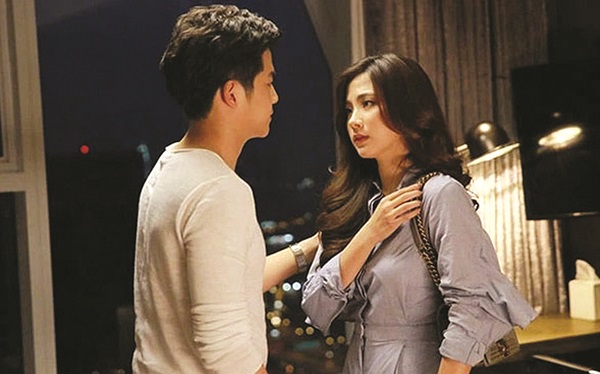 Đôi giày không vừa chân - ảnh 1