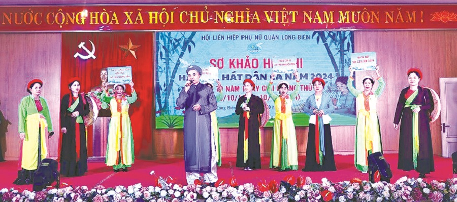 Tưng bừng chào đón ngày 20/10 - ảnh 2