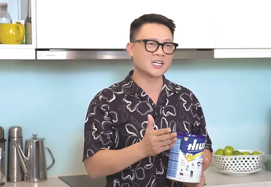 Khi nghệ sĩ “bán mình” vì lợi nhuận - ảnh 1
