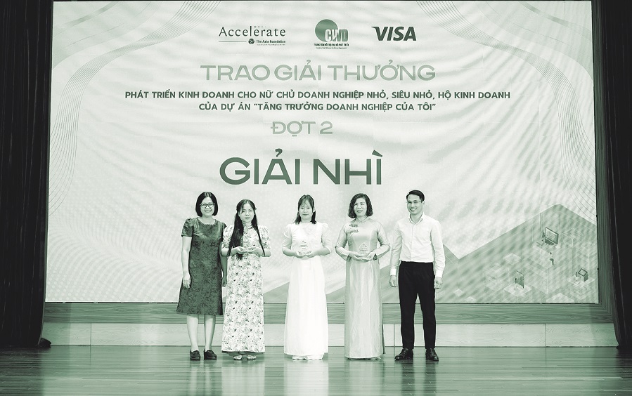 Đưa hạt gạo Việt vào tranh - ảnh 1