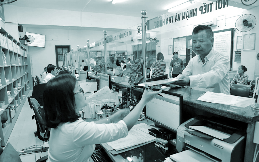 Tích cực chuyển đổi số để phục vụ nhân dân - ảnh 1